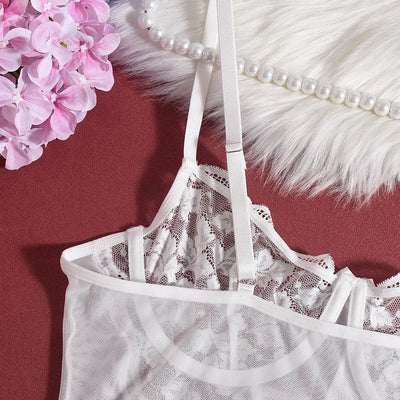 Nova Elegant Nightgown with Floral Pattern