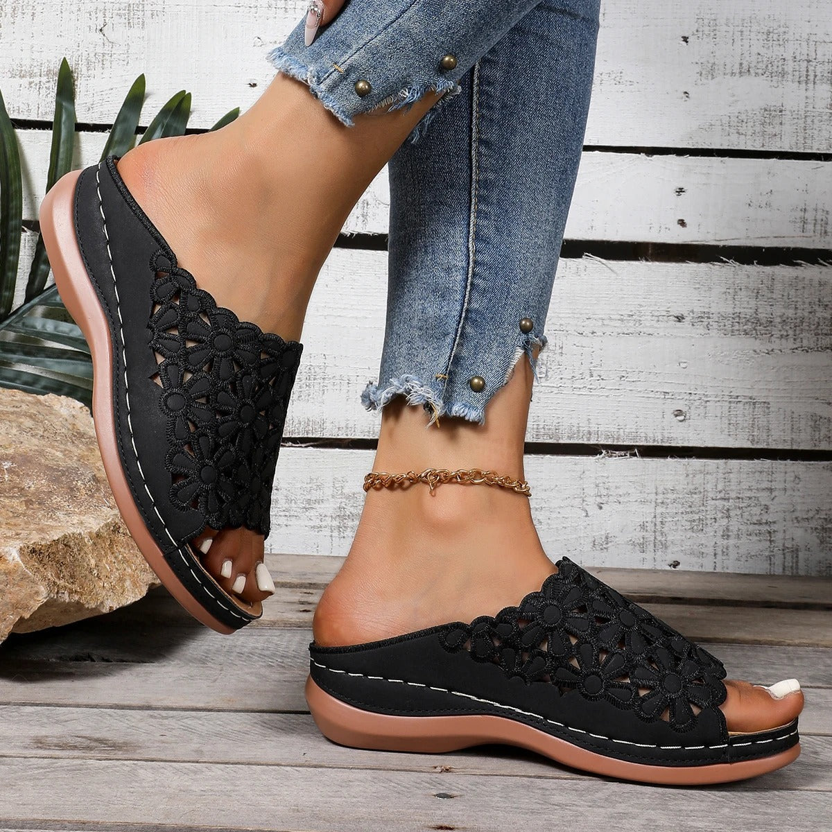 Guirec - Comfortable & Elegant Sandals